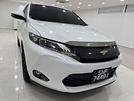 Toyota Harrier 2.0 Sunroof 2015 White Rear Entertainment